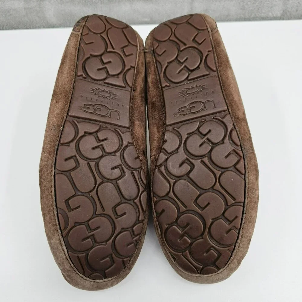 UGG Dakota Moccasin Slippers 7 Espresso Brown Leather Sheepskin Lined Cozy Warm - Picture 12 of 15